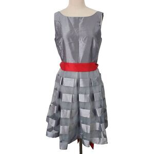 J. Taylor Dress Party Cocktail Womens Size 12 Silver Flowy Fit Flare Sleeveless